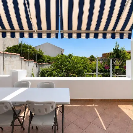 Apartamento Casa Emenenzia Cabras